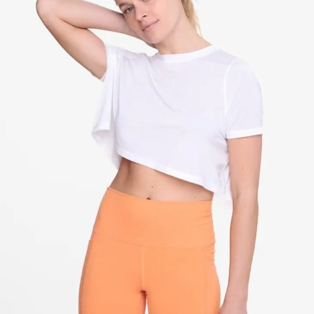 Mono B  Crop Tee